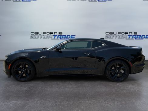 Used 2021 Chevrolet Camaro LT w/ RS Package RWD image 8