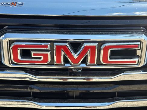 Used 2025 GMC Terrain Elevation AWD/4WD image 8