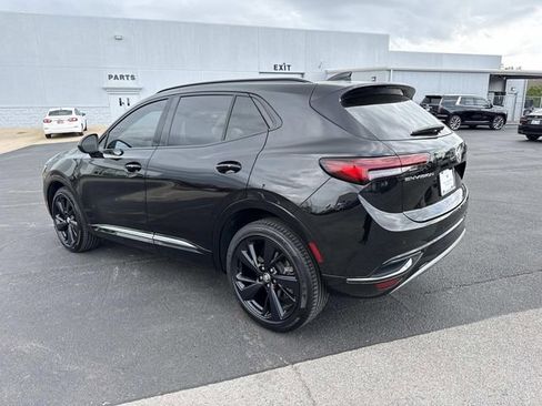 Used 2022 Buick Envision Essence w/ Sport Touring Package FWD image 2