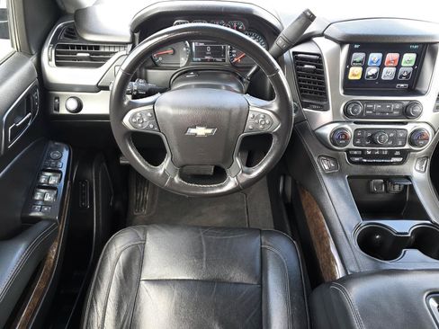 Used 2020 Chevrolet Tahoe LT w/ Texas Edition Package RWD image 9