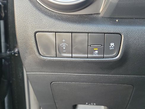 Certified 2023 Hyundai Kona SE image 16