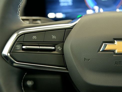 Certified 2025 Chevrolet Equinox EV LT w/ Convenience Package II image 22