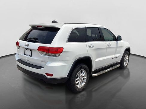 Used 2018 Jeep Grand Cherokee Laredo AWD/4WD image 5