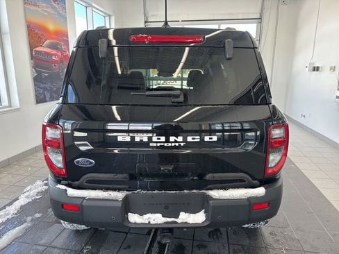 Certified 2025 Ford Bronco Sport Badlands image 5