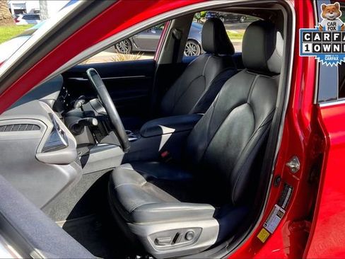 Used 2020 Toyota Camry XSE FWD image 25