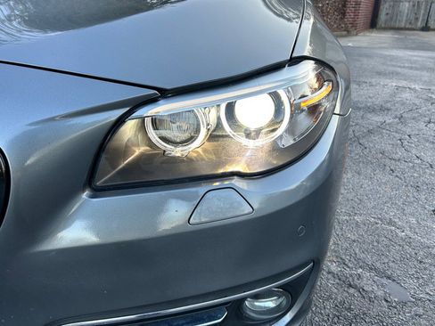 Used 2016 BMW 528i Sedan image 11