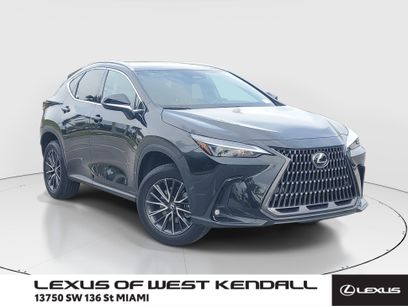 Used 2025 Lexus NX 250 FWD w/ Towing Package (2000 Lbs)
