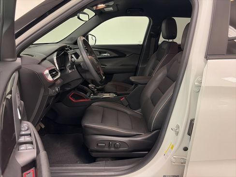 Used 2023 Chevrolet TrailBlazer RS w/ Convenience Package AWD/4WD image 14