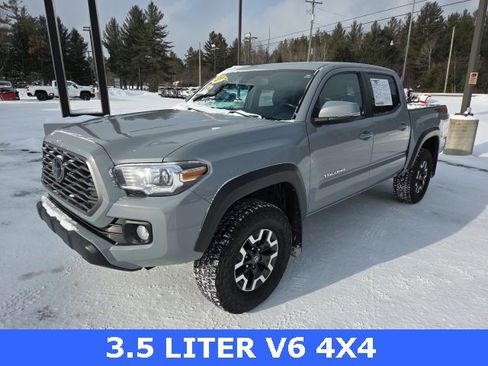 Used 2021 Toyota Tacoma TRD Off-Road image 4