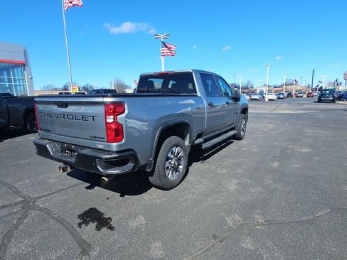 Used 2024 Chevrolet Silverado 2500 Custom w/ Custom Convenience Package image 4