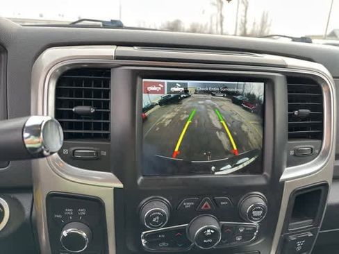 Used 2018 RAM 2500 SLT w/ Snow Chief Group image 8