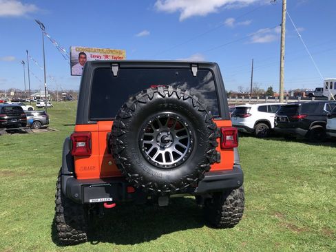 Used 2019 Jeep Wrangler Unlimited Rubicon w/ Dual Top Group image 9