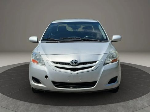 Used 2008 Toyota Yaris S FWD image 2