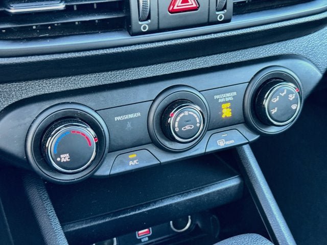 Certified 2023 Kia Forte LXS w/ LXS Technology Package FWD image 15