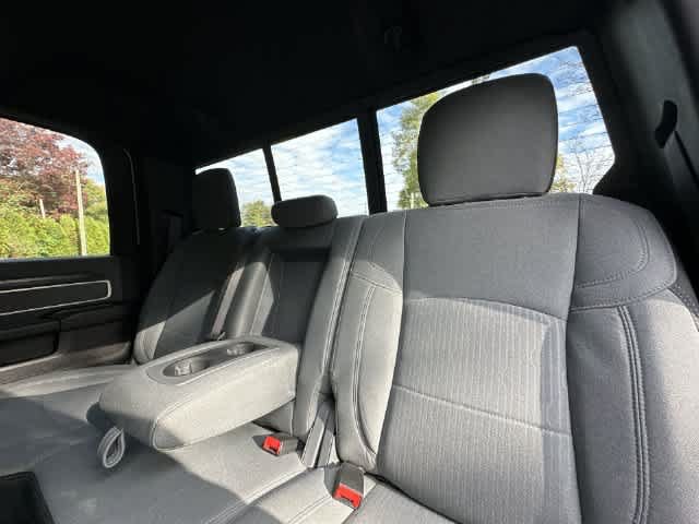 Used 2022 RAM 2500 Big Horn w/ Level C Equiment Group AWD/4WD image 16