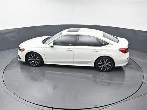 Certified 2024 Honda Civic EX image 42