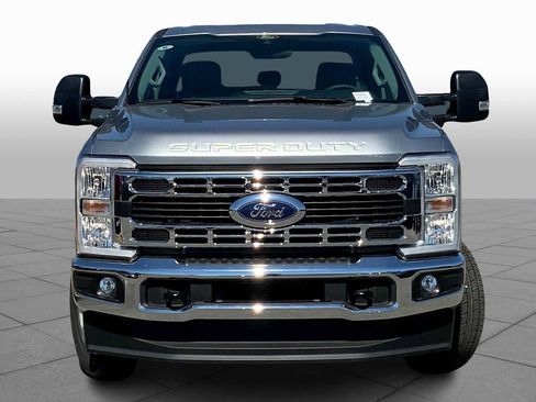 Certified 2024 Ford F250 XLT image 3