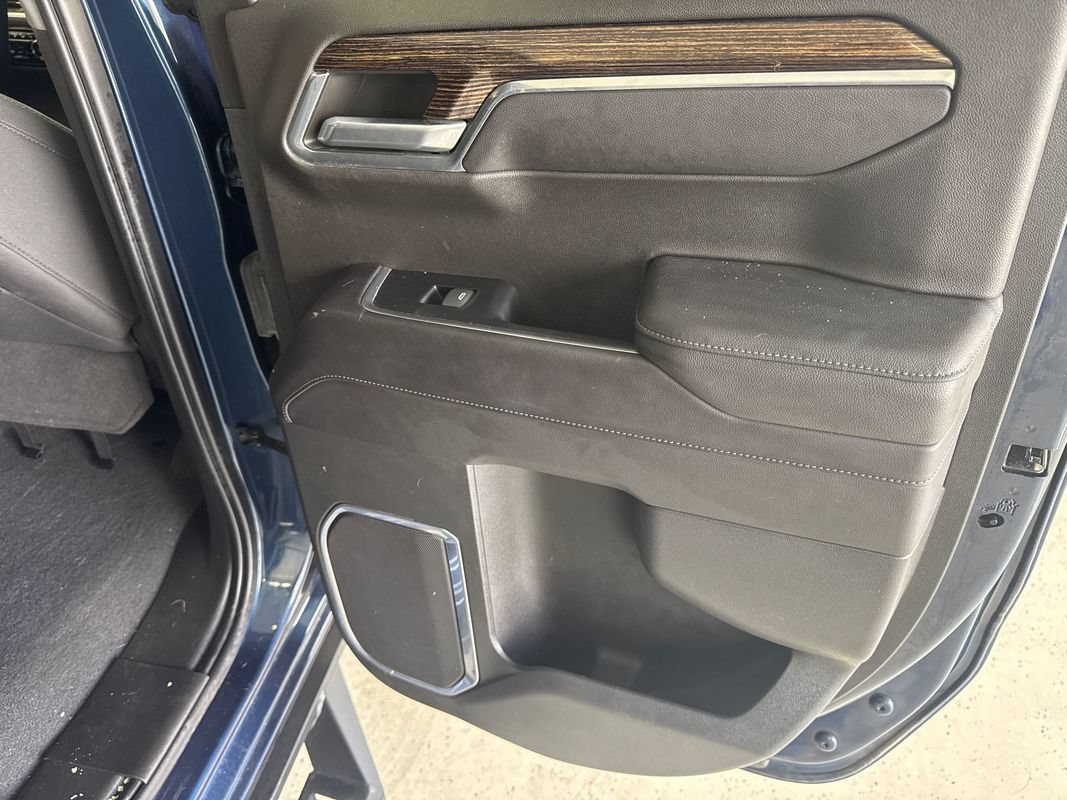 Used 2023 GMC Sierra 1500 SLE AWD/4WD image 30