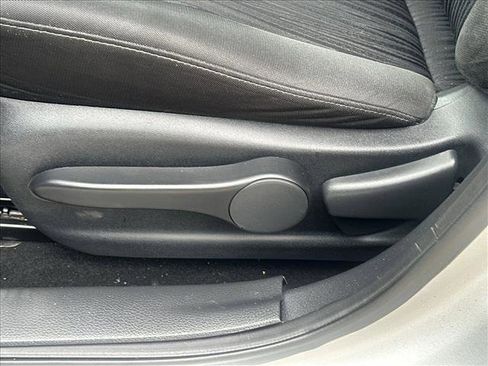 Used 2017 Nissan Sentra SV image 20