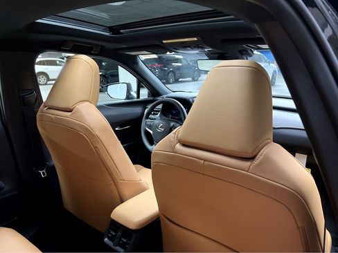 New 2026 Lexus UX 300h AWD image 22
