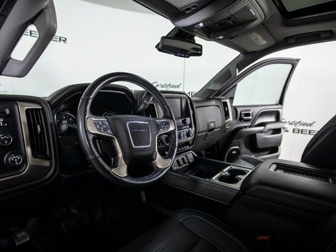 Used 2017 GMC Sierra 3500 Denali image 19