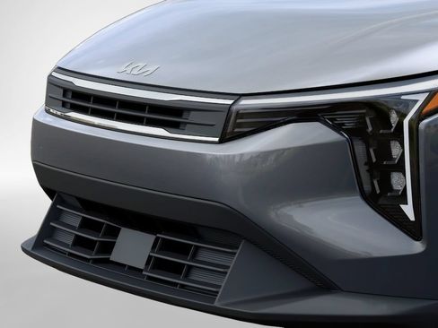 New 2026 Kia K4 FWD image 12