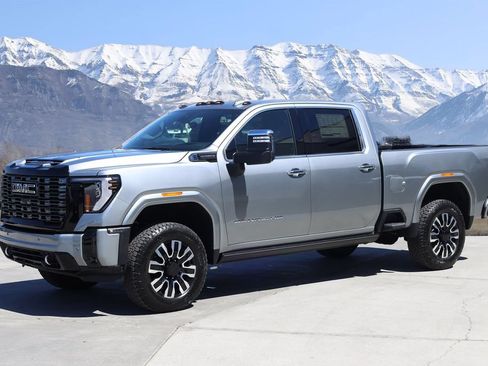 New 2026 GMC Sierra 3500 Denali Ultimate AWD/4WD image 2