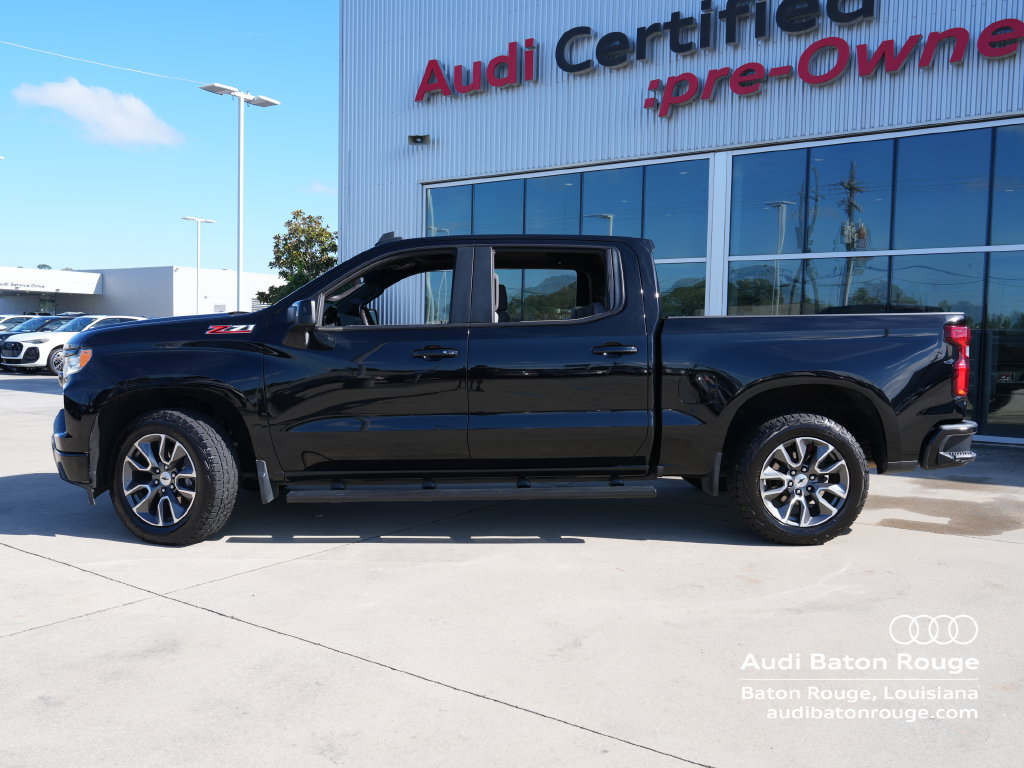 Used 2022 Chevrolet Silverado 1500 RST w/ Z71 Off-Road Package AWD/4WD image 2