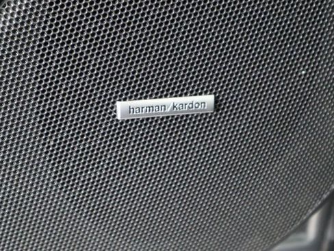 Used 2021 Subaru Forester Limited image 22