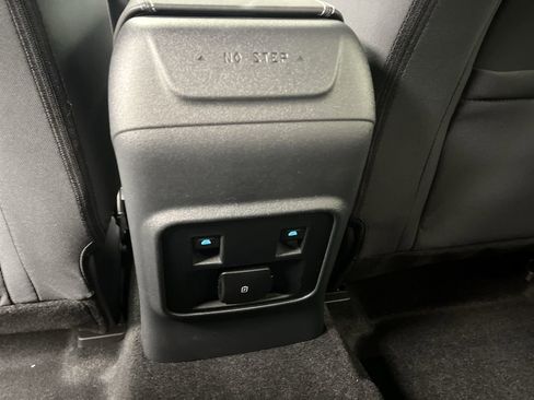 New 2025 Ford Bronco 4-Door image 10