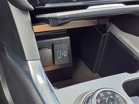 Certified 2023 Ford Explorer Limited image 18