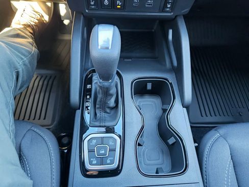 New 2026 Nissan Frontier SV w/ All-Weather Content Package image 18