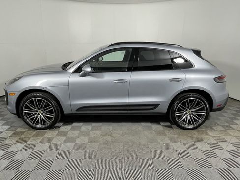 Certified 2026 Porsche Macan AWD/4WD image 2