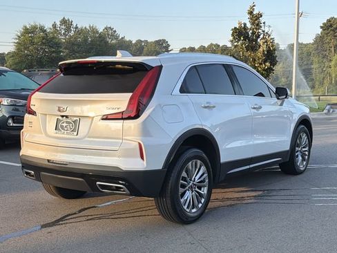 Used 2024 Cadillac XT4 Premium Luxury w/ Active Safety Package AWD/4WD image 3