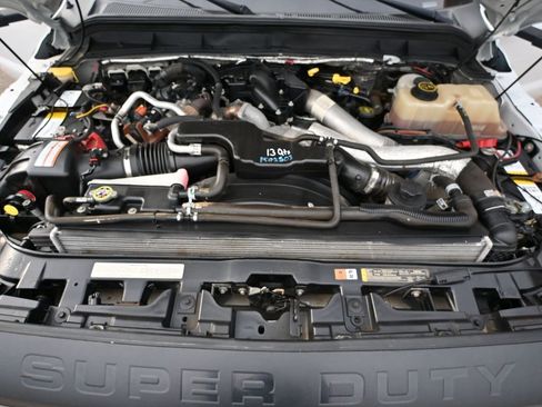 Used 2016 Ford F550 2WD Regular Cab Super Duty image 69