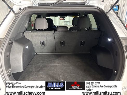 Used 2025 Chevrolet Equinox LT image 14