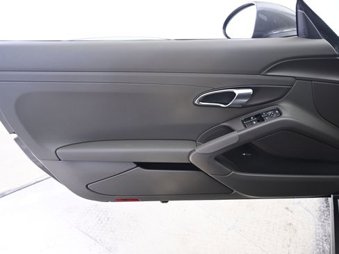 Certified 2024 Porsche 718 Cayman image 22