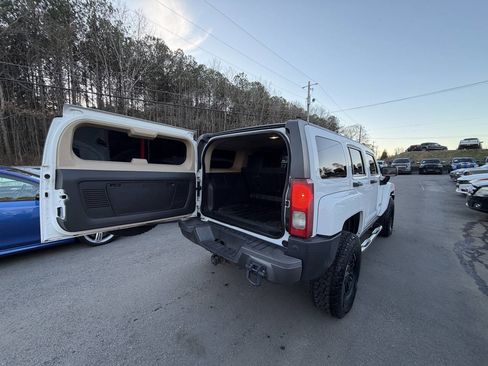 Used 2006 HUMMER H3 image 7