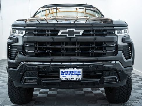 Used 2023 Chevrolet Silverado 1500 RST w/ Z71 Off-Road Package AWD/4WD image 2