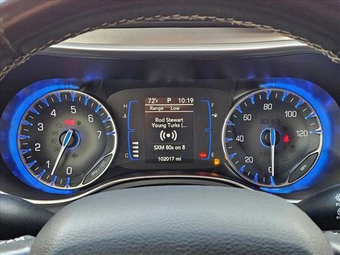 Used 2019 Chrysler Pacifica Touring Plus w/ S Appearance Package image 11