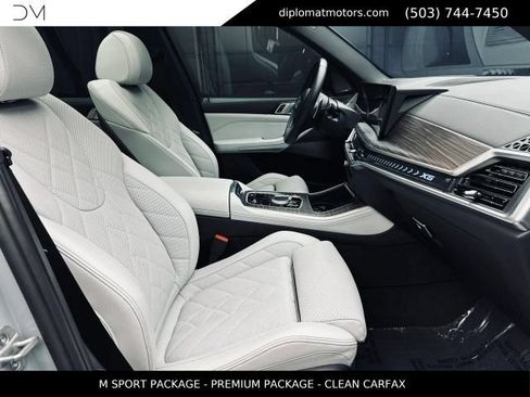 Used 2024 BMW X5 xDrive50e w/ M Sport Package AWD/4WD image 20