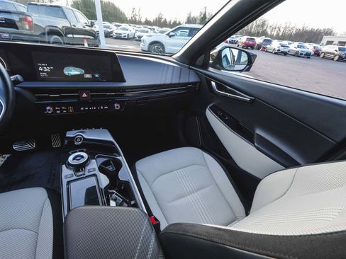 Used 2023 Kia EV6 GT-Line w/ GT-Line White Seat Package image 39