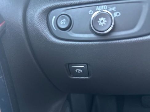 Used 2019 Chevrolet Blazer RS image 28