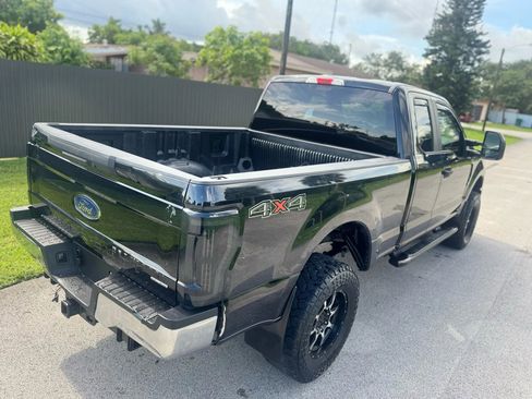 Used 2017 Ford F250 XL w/ STX Appearance Package image 8