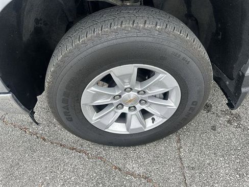 Certified 2025 Chevrolet Silverado 1500 LT AWD/4WD image 17