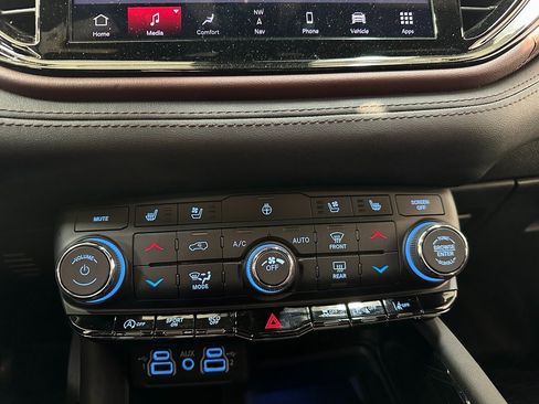 Used 2021 Dodge Durango Citadel image 29