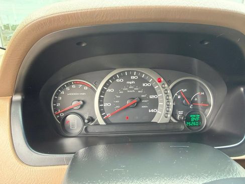 Used 2004 Honda Pilot EX image 5