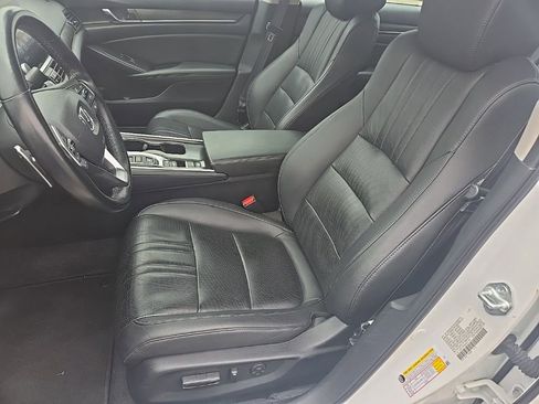 Used 2022 Honda Accord Touring image 18