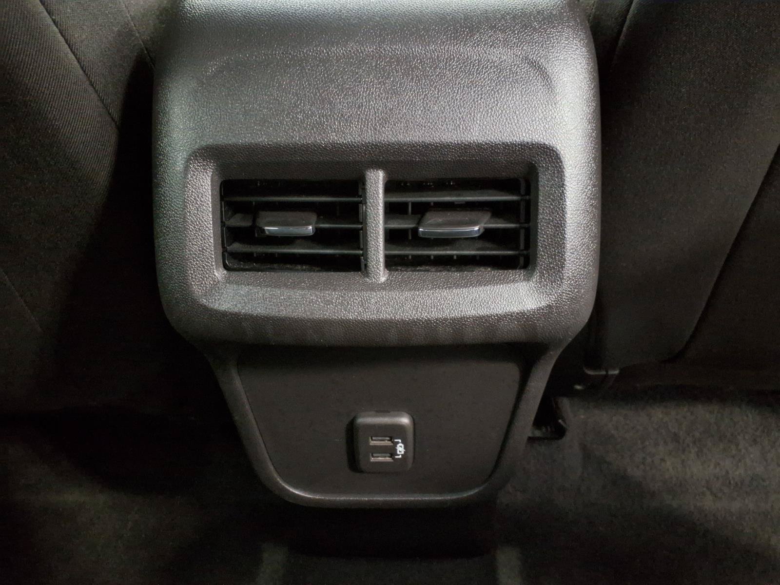 Used 2024 Chevrolet Equinox LT AWD/4WD image 14