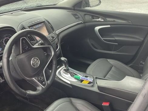 Used 2016 Buick Regal Premium image 6